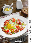 Fried egg. Стоковое фото, агентство Ingram Publishing / Фотобанк Лори