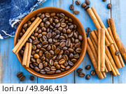 Coffee and cinnamon. Стоковое фото, агентство Ingram Publishing / Фотобанк Лори
