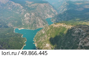 Piva river canyon aerial Montenegro. Стоковое видео, видеограф Михаил Коханчиков / Фотобанк Лори