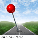 Successful location direction business symbol with a red push pin pinned and marked on a perspective oriented aspalt road  as an icon of vision and acheiving your goals. Стоковое фото, агентство Ingram Publishing / Фотобанк Лори