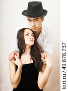 attractive, passionate and sensual couple. Стоковое фото, агентство Ingram Publishing / Фотобанк Лори