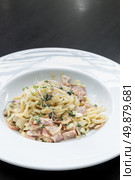 gourmet spaghetti carbonara italian cuisine. Стоковое фото, агентство Ingram Publishing / Фотобанк Лори