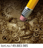 Losing function concept as a frontal head made of machine gears and cogs on a grunge background being erased by a pencil as a symbol for losing thinking ability or changing business skills to better compete. Стоковое фото, агентство Ingram Publishing / Фотобанк Лори
