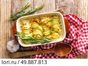 potato gratin. Стоковое фото, агентство Ingram Publishing / Фотобанк Лори