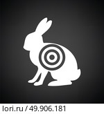 Hare silhouette with target  icon. Black background with white. Vector illustration. Стоковая иллюстрация, агентство Ingram Publishing / Фотобанк Лори