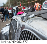 Автомобиль ГАЗ м1(Эмка) автомобиль сталинских репрессий и руководства СССР, на выставке ретро автотехники в городе Железногорске Красноярский Край. Редакционное фото, фотограф Анатолий Володин / Фотобанк Лори