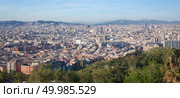 View over the old town Barcelona Spain. Bird’s eye view of Barcelona , Spain. Стоковое фото, агентство Ingram Publishing / Фотобанк Лори