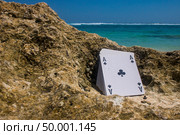 ace of club poker card beach theme photo. ace of club poker card beach theme. Стоковое фото, агентство Ingram Publishing / Фотобанк Лори