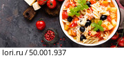 Minestrone, italian vegetarian soup with pasta and vegetables. Стоковое фото, агентство Ingram Publishing / Фотобанк Лори