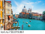 View on majestic venetian landmarks in summer day. Стоковое фото, агентство Ingram Publishing / Фотобанк Лори
