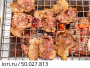 grilled japanese wagyu premium beef yakiniku with red hot charcoal. Стоковое фото, агентство Ingram Publishing / Фотобанк Лори
