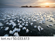 Rime on frozen ice. Nature composition. Стоковое фото, агентство Ingram Publishing / Фотобанк Лори