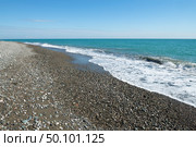 Берег Черного моря в Пицунде солнечным днем. Абхазия. Стоковое фото, фотограф Виктор Карасев / Фотобанк Лори