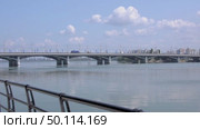Voronezh, Russia, July 15, 2024: Chernavsky Bridge in summer in the city of Voronezh near Petrovskaya Embankment. Стоковое видео, видеограф Катерина Белякина / Фотобанк Лори