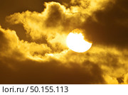 Big sun on sundown. Nature composition. Стоковое фото, агентство Ingram Publishing / Фотобанк Лори