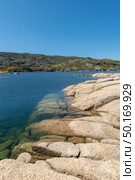 Lagoa Comprida is the largest lake of Serra da Estrela Natural park, Portugal. Стоковое фото, агентство Ingram Publishing / Фотобанк Лори