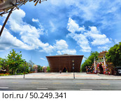 Phu Quoc, Vietnam - April 06, 2025: Exploring VinPearl District and its Iconic Architecture at Vin Wonders Park on Phu Quoc Island in Vietnam. Редакционное фото, фотограф Кривошеина Елена Леонидовна / Фотобанк Лори