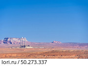 Power plant Generating Station Electricity with colorado river and lake powell landscape generating in Navajo Page Arizona United States. USA Landmark environmental and electricity concept. Стоковое фото, агентство Ingram Publishing / Фотобанк Лори