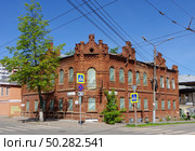 Дом Ездакова. Город Киров, улица Преображенская, 39 / улица Володарского, 93. Редакционное фото, фотограф Алексей Иванов / Фотобанк Лори
