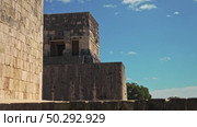 Chichen Itza Great Ball Court Temple Of The Jaguar Platform Overview Structure. Стоковое видео, видеограф Поскребышев Михаил / Фотобанк Лори