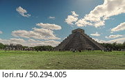 Chichen Itza Pyramid Kukulcan Wide View Sunny Day With Clouds. Стоковое видео, видеограф Поскребышев Михаил / Фотобанк Лори