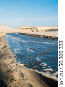 Sediment transposition intervention to the Atlantic Ocean to optimize the hydrodynamic balance in Ovar, Portugal. Стоковое фото, агентство Ingram Publishing / Фотобанк Лори