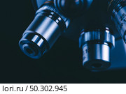 Hight technology microscope at science laboratory for technician using in a histological sample education, a biopsy in the laboratory of research. Стоковое фото, агентство Ingram Publishing / Фотобанк Лори