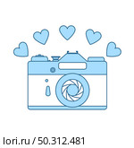 Camera With Hearts Icon. Thin Line With Blue Fill Design. Vector Illustration. Стоковая иллюстрация, агентство Ingram Publishing / Фотобанк Лори