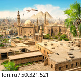 View of the Mosque Sultan Hassan in Cairo. Стоковое фото, агентство Ingram Publishing / Фотобанк Лори