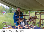Исторический фестиваль "Золотой век Древней Руси" Редакционное фото, фотограф Андрей Иванов / Фотобанк Лори