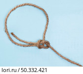 twine strong beige rope simple knot. High resolution photo. twine strong beige rope simple knot. High quality photo. Стоковое фото, агентство Ingram Publishing / Фотобанк Лори