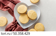delicious alfajores cookies concept. Стоковое фото, агентство Ingram Publishing / Фотобанк Лори
