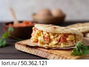 delicious arepas with vegetables. Стоковое фото, агентство Ingram Publishing / Фотобанк Лори