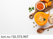 flat lay sliced pumpkin lentil with copy space. Стоковое фото, агентство Ingram Publishing / Фотобанк Лори