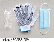 safety construction gloves medical mask. Стоковое фото, агентство Ingram Publishing / Фотобанк Лори