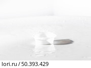 surface with white splatter. Стоковое фото, агентство Ingram Publishing / Фотобанк Лори