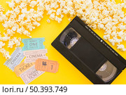 vhs with popcorn movie tickets. Стоковое фото, агентство Ingram Publishing / Фотобанк Лори
