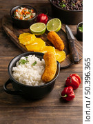 high angle delicious brazilian food. Стоковое фото, агентство Ingram Publishing / Фотобанк Лори