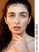 female with pearls make up. Стоковое фото, агентство Ingram Publishing / Фотобанк Лори