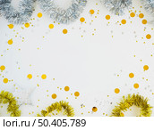 bright tinsel with spangles table. Стоковое фото, агентство Ingram Publishing / Фотобанк Лори