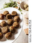 delicious jewish food assortment. Стоковое фото, агентство Ingram Publishing / Фотобанк Лори
