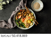 flat lay noodles meal arrangement. Стоковое фото, агентство Ingram Publishing / Фотобанк Лори