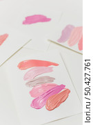 smears pastel colors lipstick paper sheets. Стоковое фото, агентство Ingram Publishing / Фотобанк Лори
