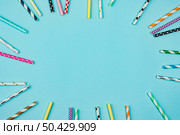 biodegradable paper straws copy space 2. Стоковое фото, агентство Ingram Publishing / Фотобанк Лори
