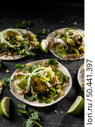 high angle tacos lime arrangement. Стоковое фото, агентство Ingram Publishing / Фотобанк Лори