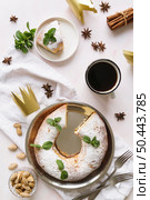 flat lay epiphany day desserts. Стоковое фото, агентство Ingram Publishing / Фотобанк Лори
