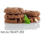 Stack of chocolate cookies isolated on white background. Стоковое фото, агентство Ingram Publishing / Фотобанк Лори
