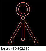 Neon ring lighting studio lamp light LED selfie lamp with tripod for mobile phone use blogger red color vector illustration image flat style light. Neon ring lighting studio lamp light LED selfie lamp with tripod for mobile phone use blogger red color vector illustration image flat style. Стоковая иллюстрация, агентство Ingram Publishing / Фотобанк Лори