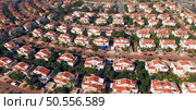 Panoramic view Arizona. Red roofs of desert homes. Aerial shot. Стоковое фото, агентство Ingram Publishing / Фотобанк Лори