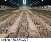 terra-cotta warriors in Xian, China. Стоковое фото, агентство Ingram Publishing / Фотобанк Лори
